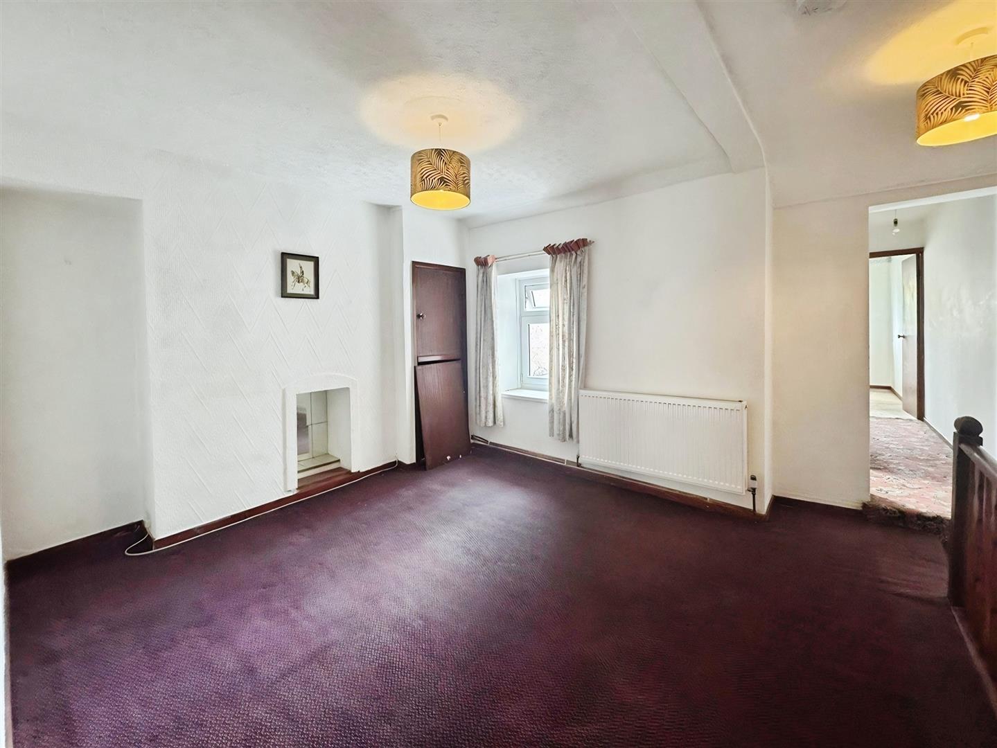Clydach Road, Morriston, Swansea, SA6 6QH